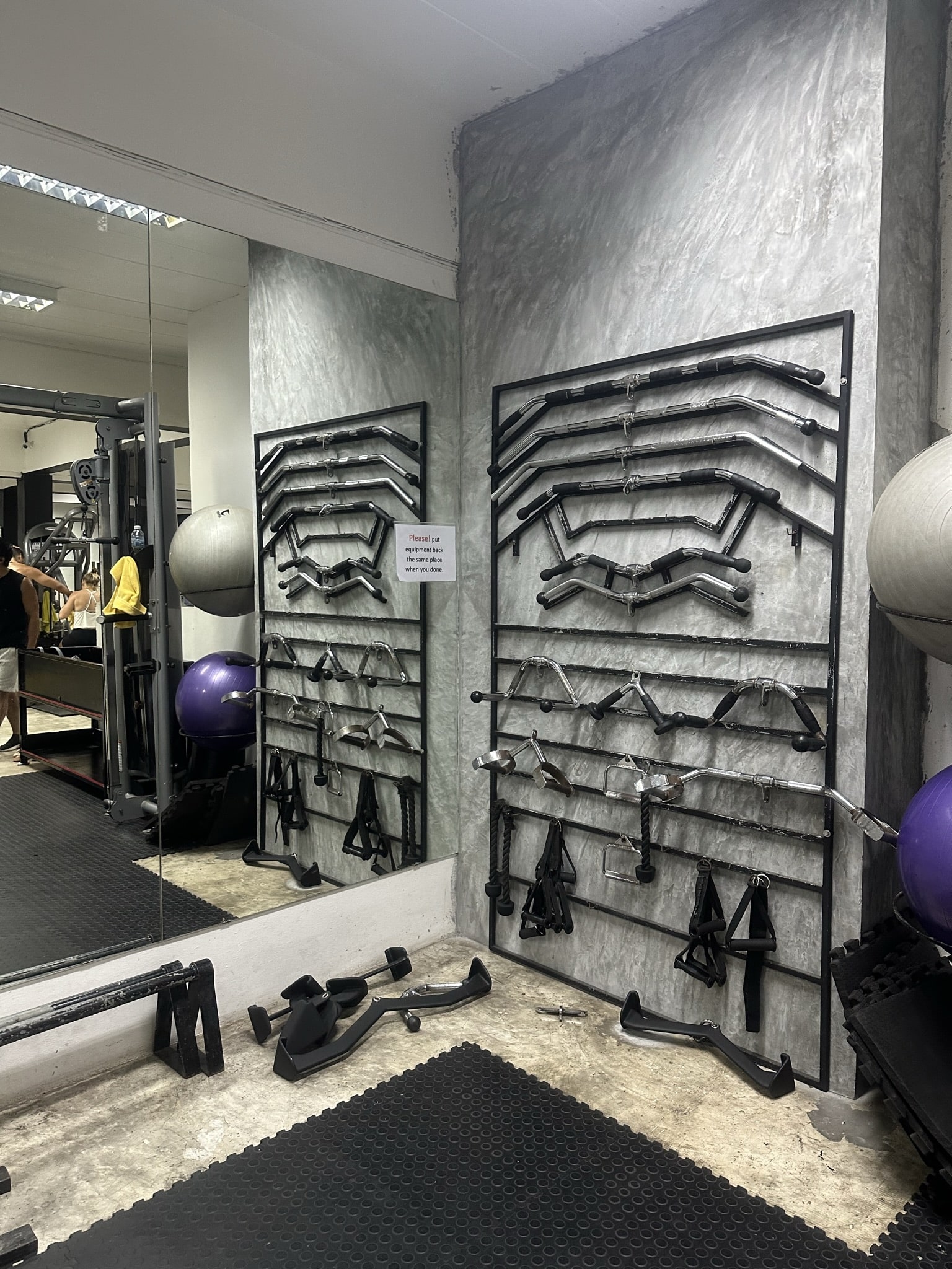 Grips inside Koh Tao Gym and Fitness